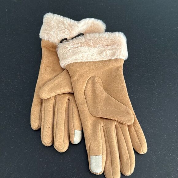 Khaki Warm Winter Touchscreen Gloves - Faux Suede & Faux Fur - Picture 3 of 7